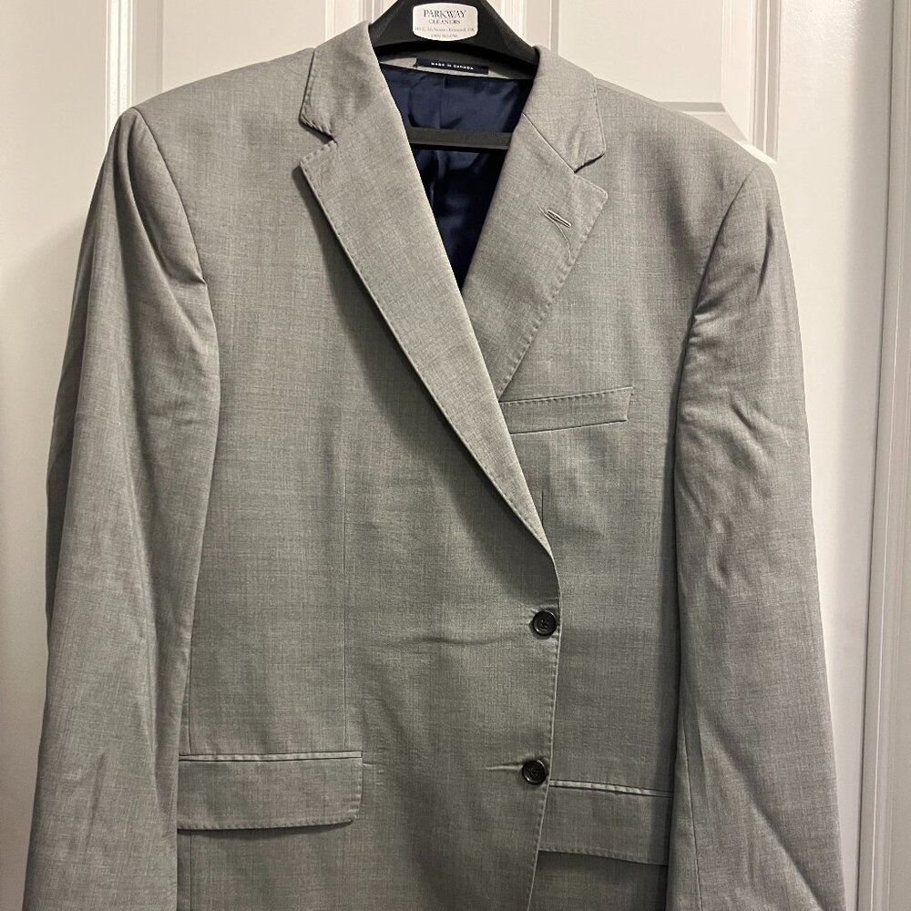 Cremieux Men's Suit Light Grey